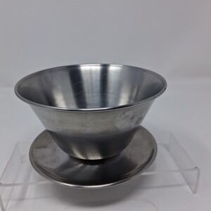 Leonard Silver Stainless Steel Gravy‎ Boat Sauce Server Conical Attached Plate